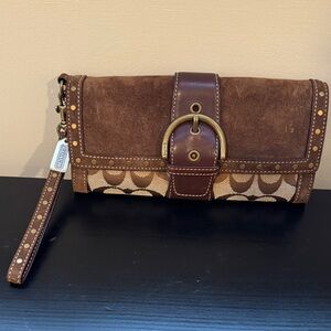 Authentic Vintage Coach Brown Leather and Suede Wristlet Clutch